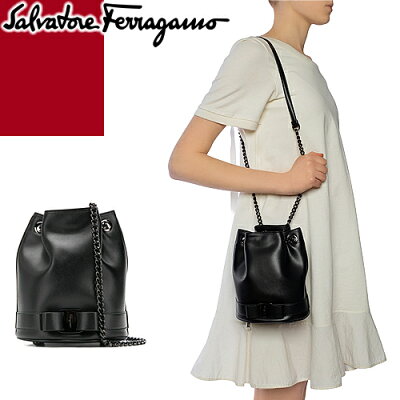フェラガモ Salvatore Ferragamo バッグ ショルダーバッグ バケットバッグ 巾着バッグ レディース ブランド 斜めがけ 大人 レザー 本革 小さめ 黒 ブラック VARA BOW BUCKET BAG 21H491 709078