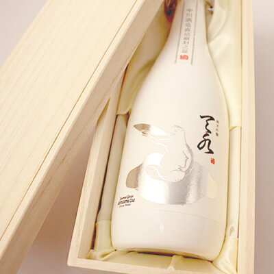 日本酒 ギフト 父の日 純米吟醸【あまみずamamizu】720ml【 日本酒 敬老の日 父の日 ギフト プレゼント 内祝い お返し 退職祝い 結婚祝い 出産祝い 贈り物 お酒 新潟地酒】【あす楽】