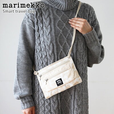 【 メール便 可 】 marimekko ( マリメッコ ) スマート トラベルバッグ ( サコッシュ ) ロゴ / ベージュ×オフホワイト 【 正規販売店 】
