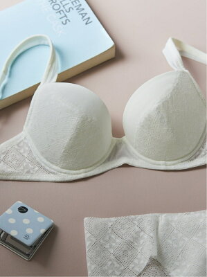 おすすめのブラジャーブランド メーカーランキングtop12 ワコールなどの人気シリーズを大特集 ベストプレゼントガイド おすすめのブラジャーブランド メーカーランキングtop12 ワコールなどの人気シリーズを大特集 ベストプレゼントガイド