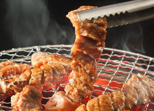 亀山社中 どっさり 焼肉セット(華咲きハラミ・やわらかカルビ合計1.8kg) ⇒【送料込み】【あす楽】【RCP】(ギフト プレゼントにもどうぞ お中元 お歳暮)
